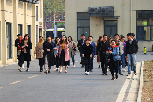 20190404合肥高新區(qū)長寧社區(qū)來廬陽建華文創(chuàng)園考察學習  (1).jpg